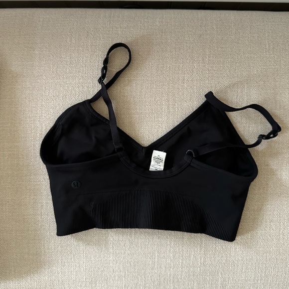 Lululemon Sports Bra - Picture 4 of 4